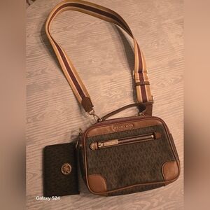 Michael Kors Brown and Tan Messenger Crossbody Bag I.d. Wallet Set
